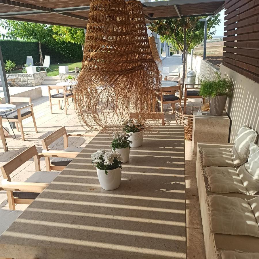 Niovi Boutique Apartments Afytos Eksteriør bilde