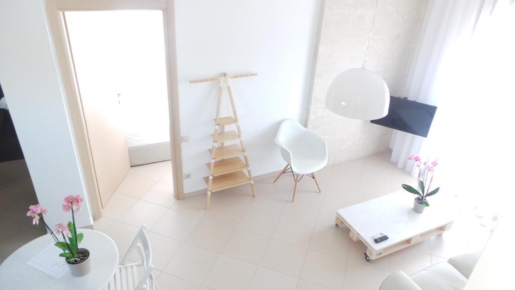 Niovi Boutique Apartments Afytos Eksteriør bilde