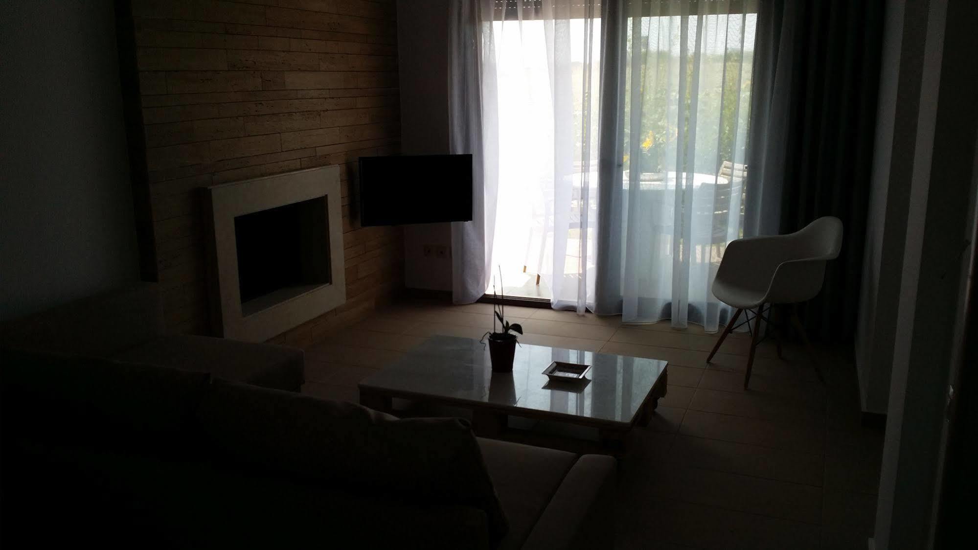 Niovi Boutique Apartments Afytos Eksteriør bilde