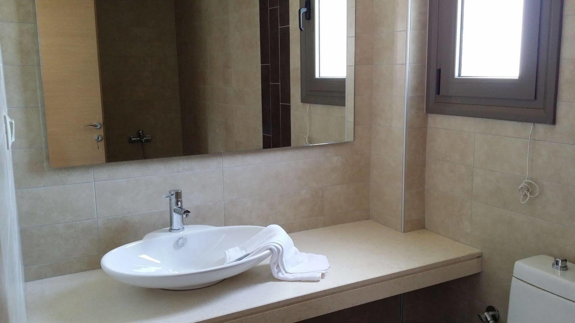 Niovi Boutique Apartments Afytos Eksteriør bilde